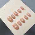 Dollynail 10分鐘極速手工穿戴甲。Dollynail 10-minute instant salon-quality press-on nails.