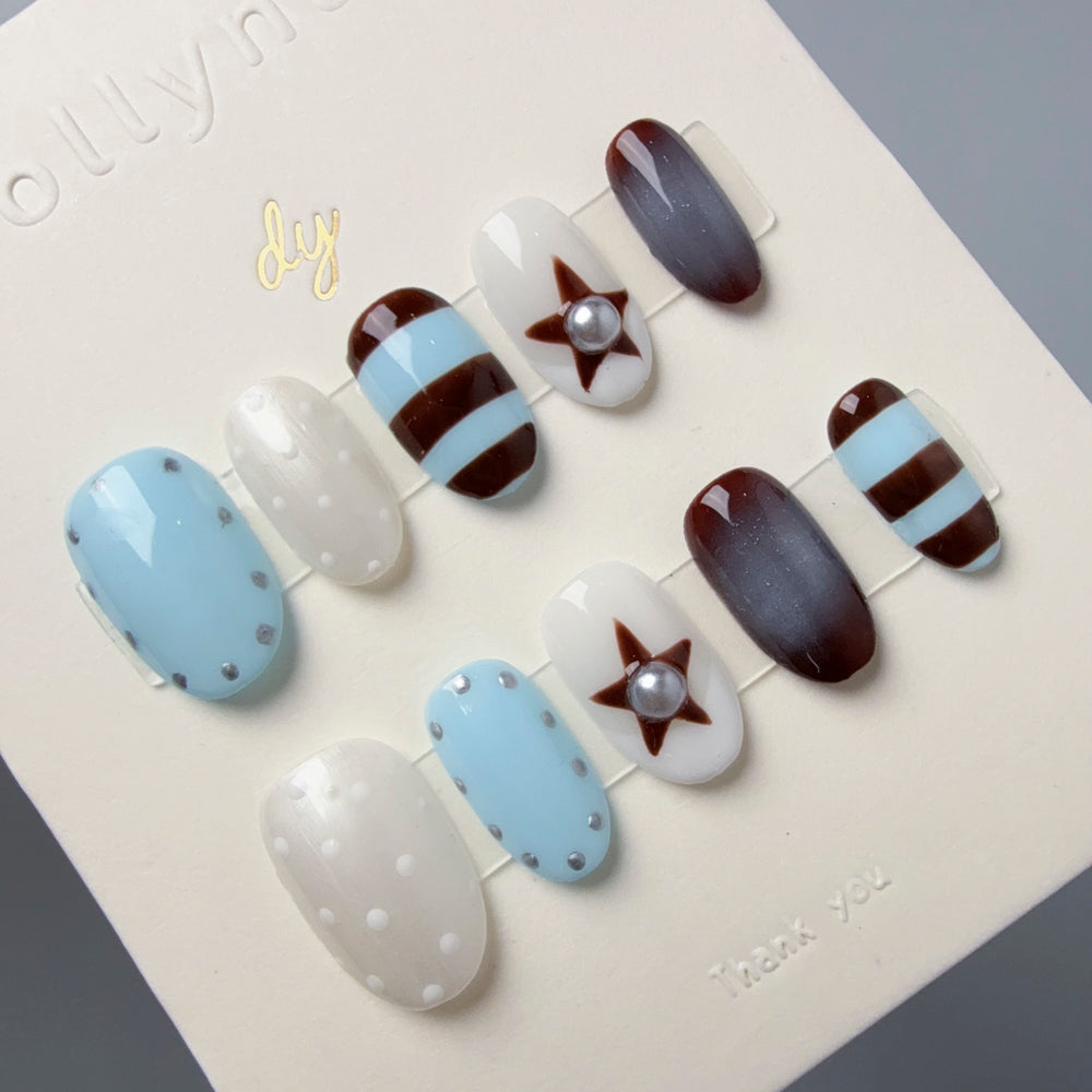 Dollynail 溫和不傷真甲手工訂製穿戴甲。Dollynail gentle and safe premium handmade press-on nails.