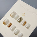 Dollynail 氣質顯白手工訂製穿戴甲。Dollynail elegant premium handmade press-on nails set.
