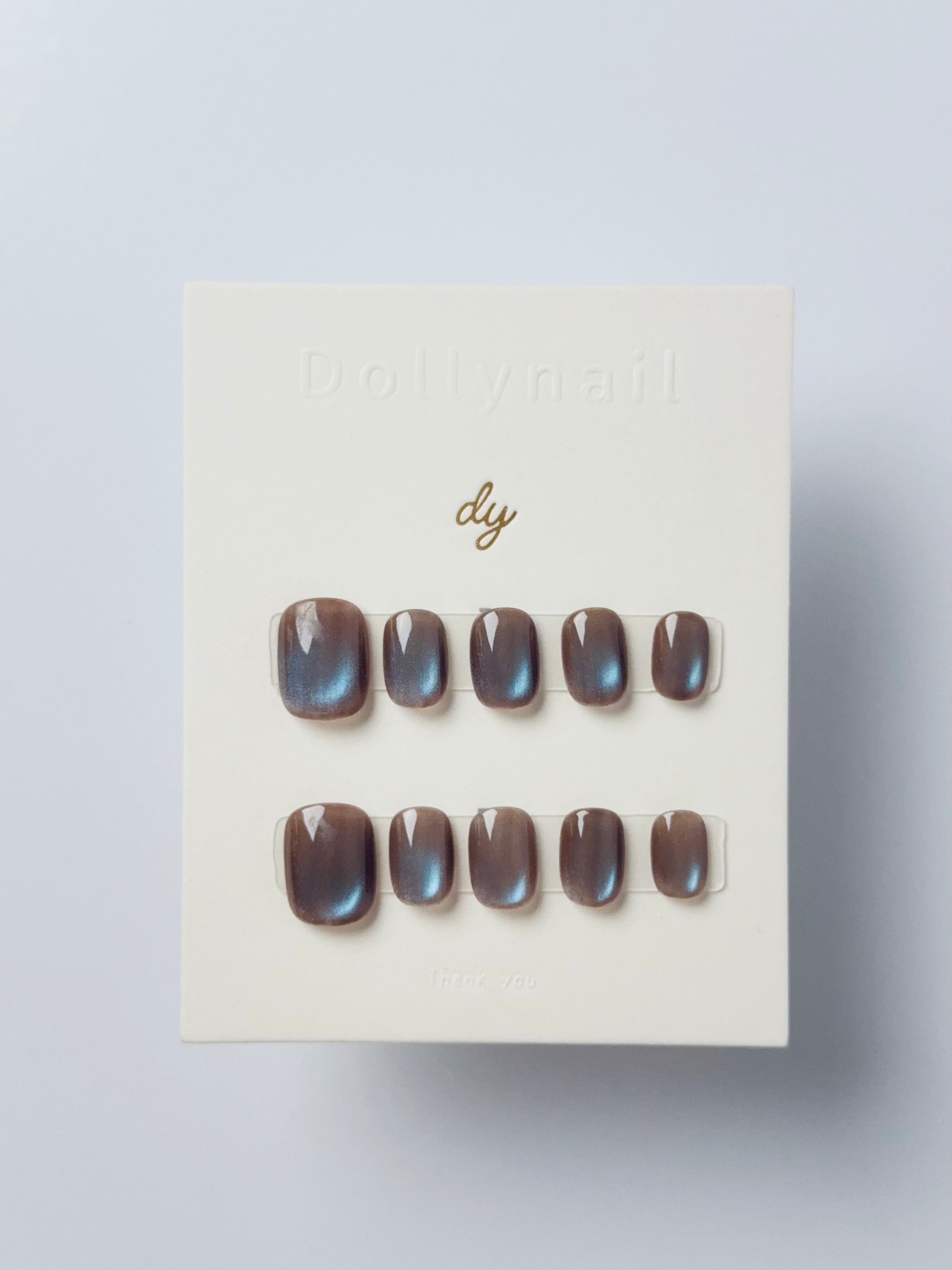 blueberry chocolate cat eyes Press ons