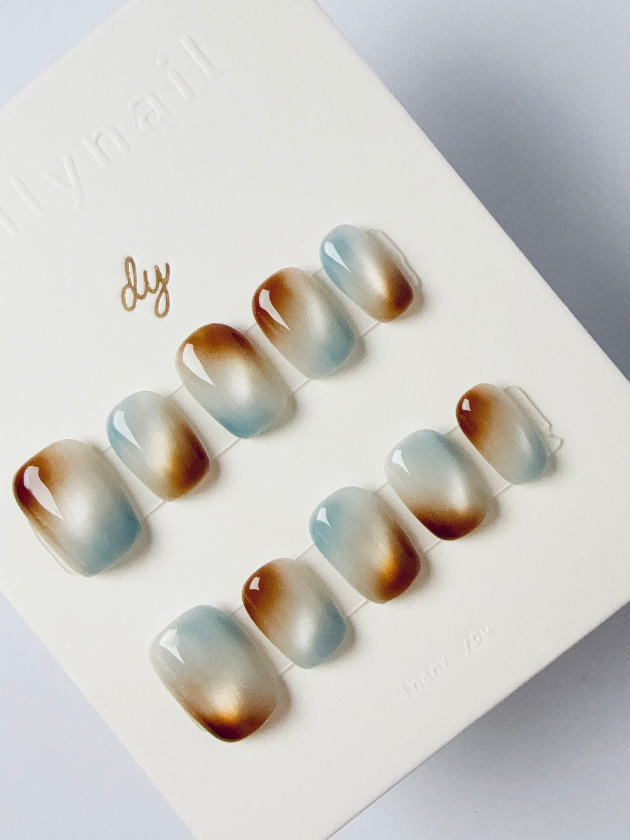 Mint Chocolate cat eyes Press ons