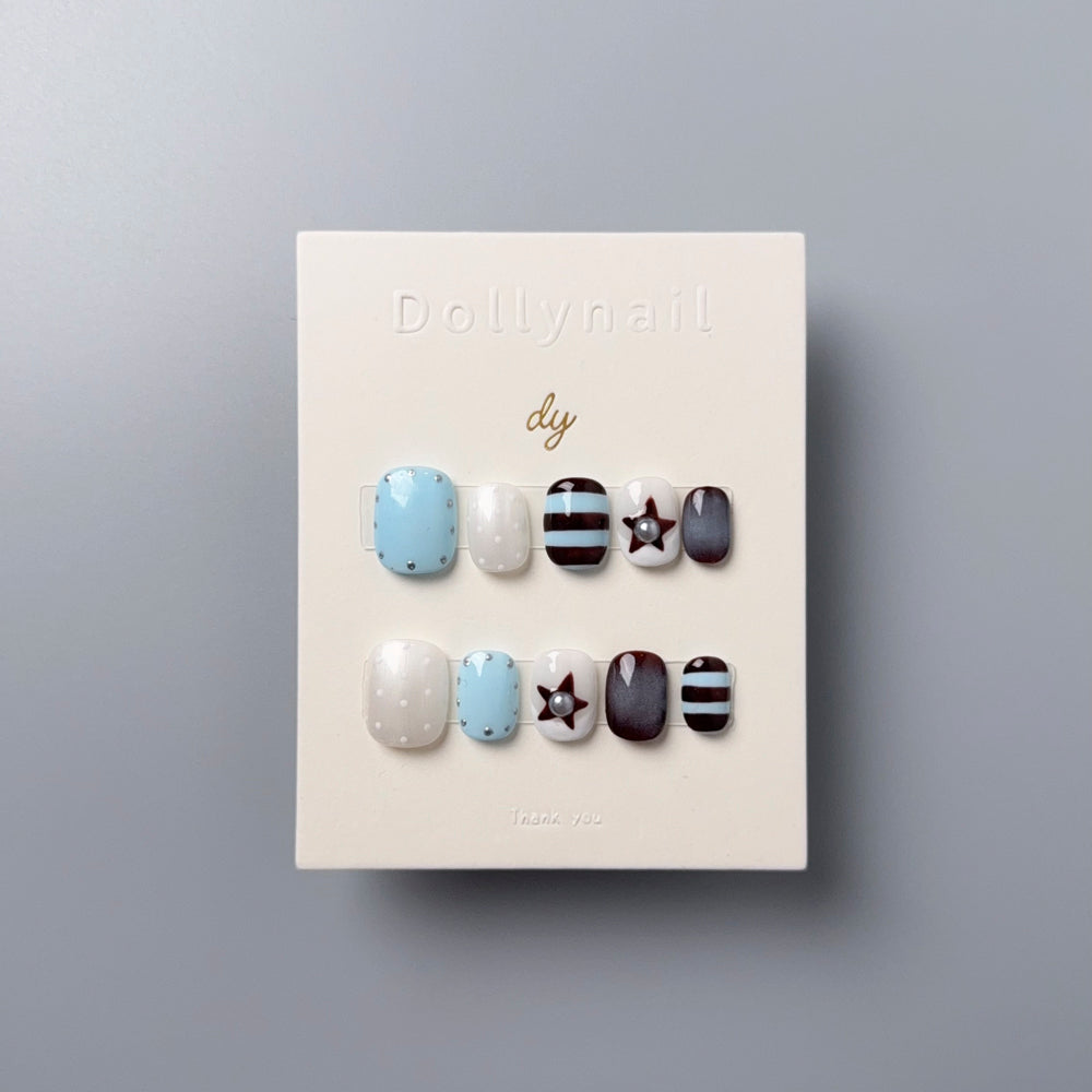 Dollynail 溫和不傷真甲手工訂製穿戴甲。Dollynail gentle and safe premium handmade press-on nails.