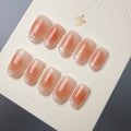 Dollynail 高質感送禮首選手工穿戴甲。Dollynail premium handmade press-on nails perfect for gifting.