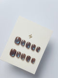 blueberry chocolate cat eyes Press ons