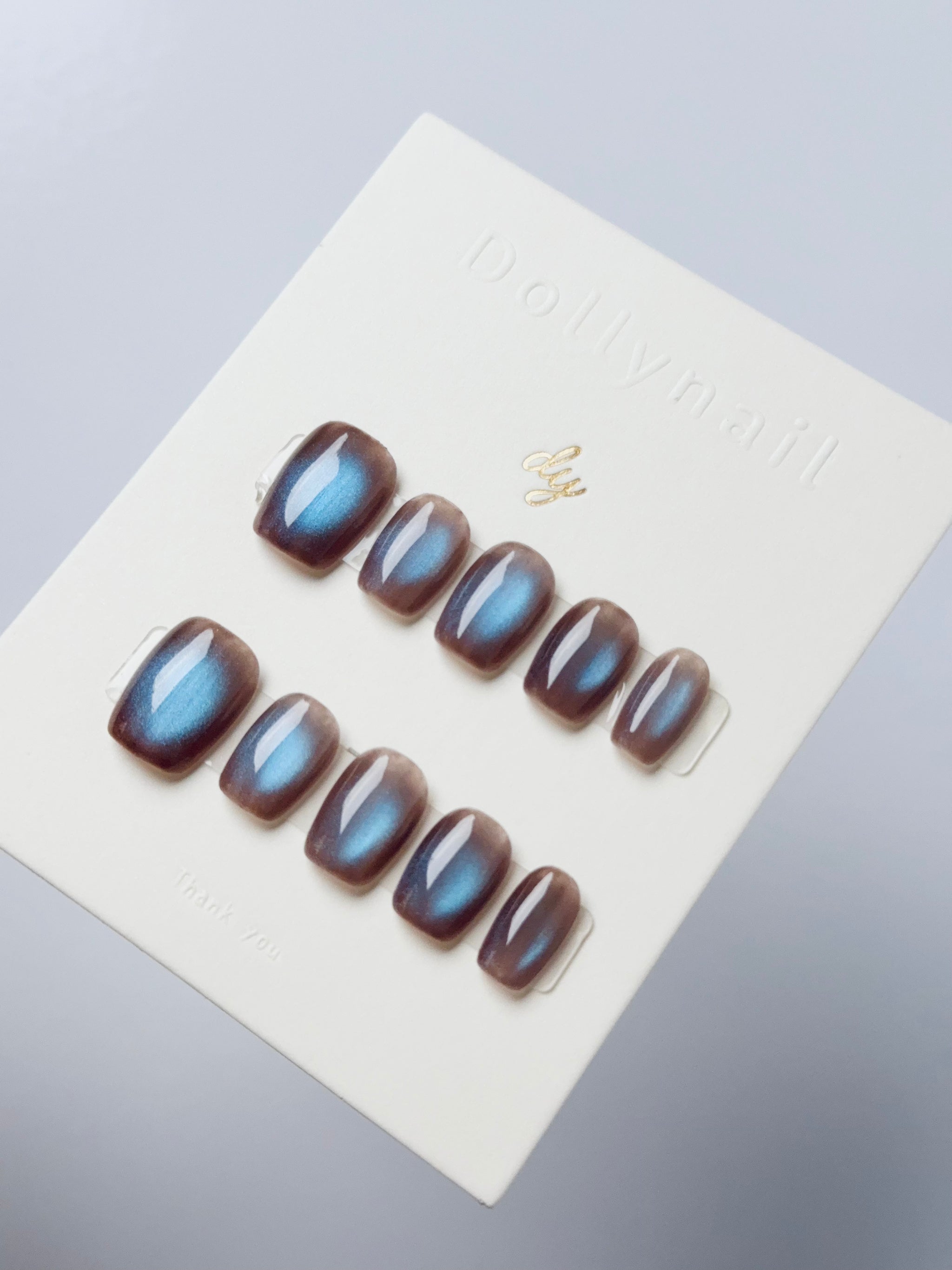 blueberry chocolate cat eyes Press ons