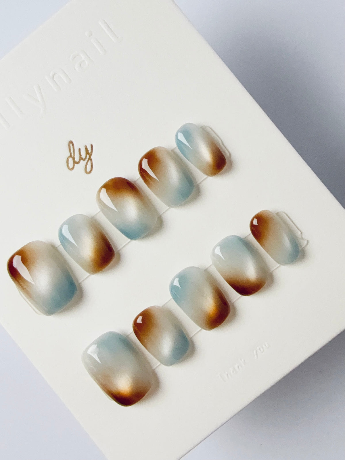 Mint Chocolate cat eyes Press ons