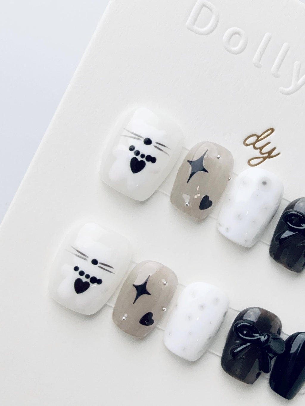 Cherie Cat & Bow | Press on nails