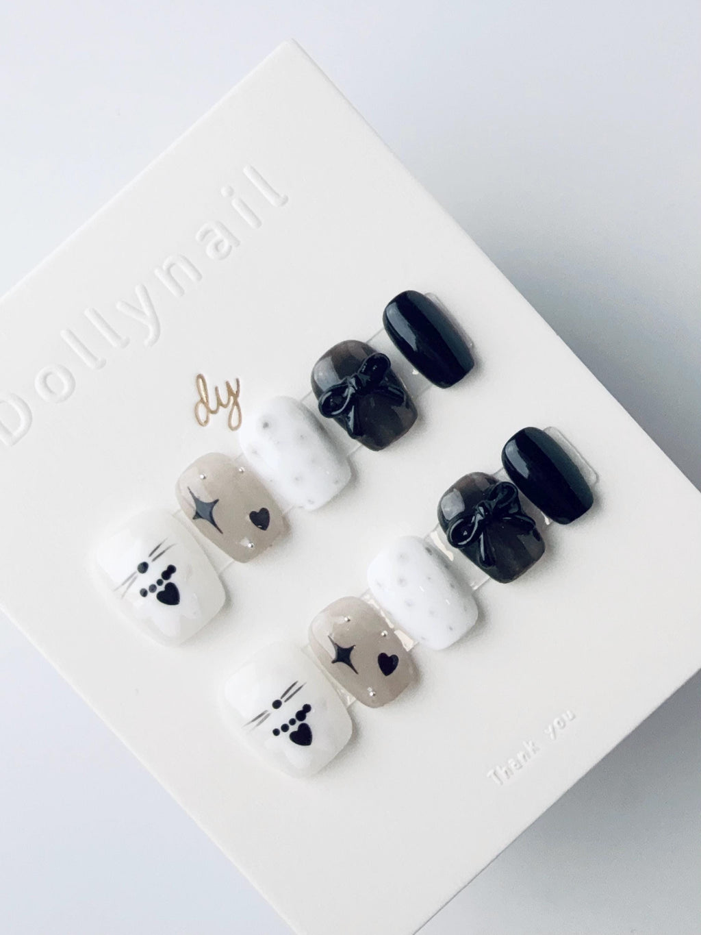 Cherie Cat & Bow | Press on nails