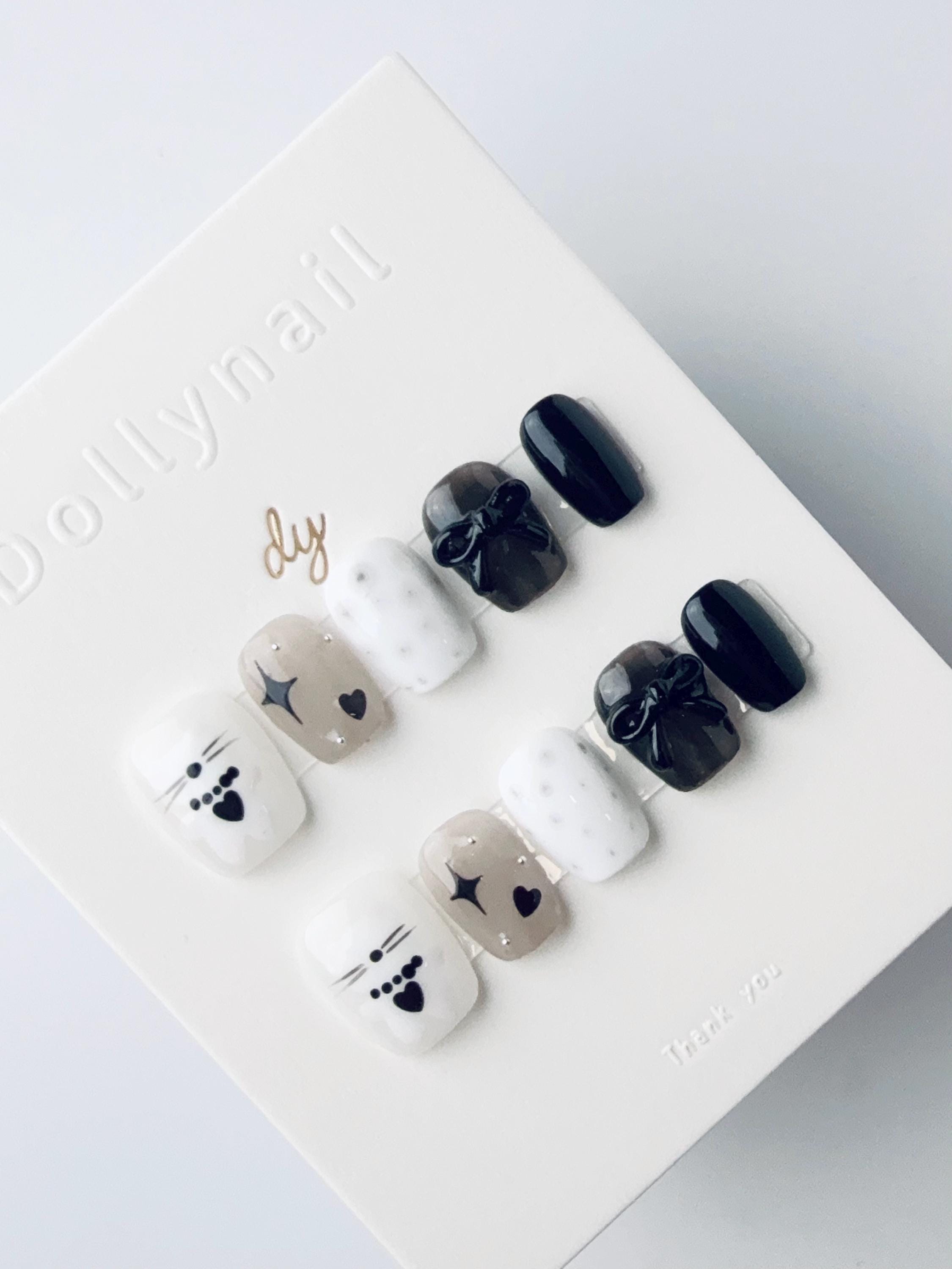 Cherie Cat & Bow | Press on nails