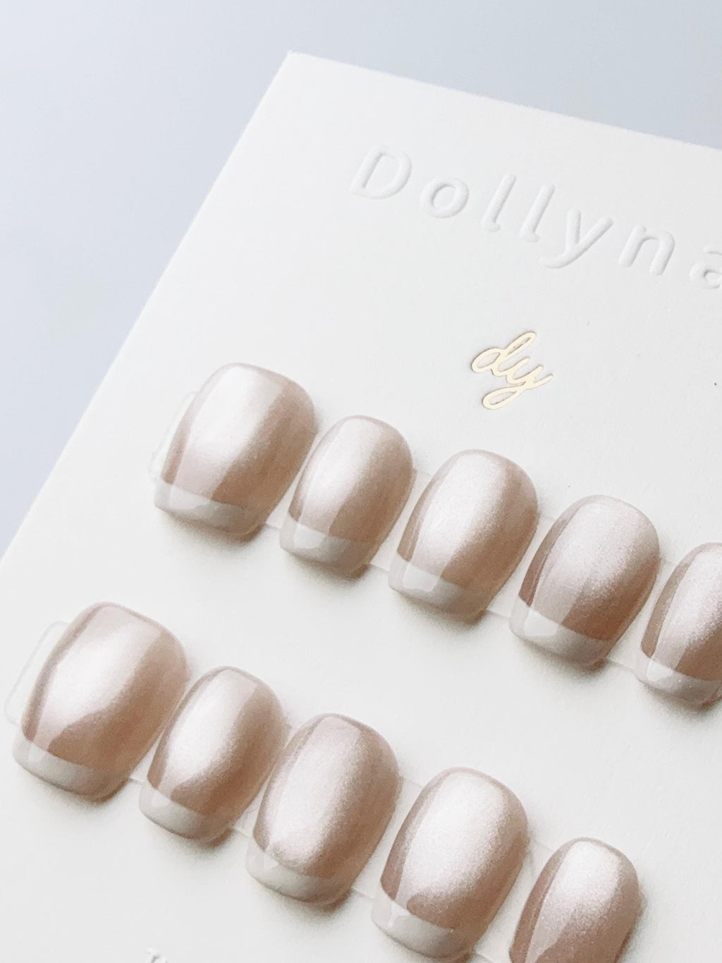 Golden Pointe Française | Press on nails