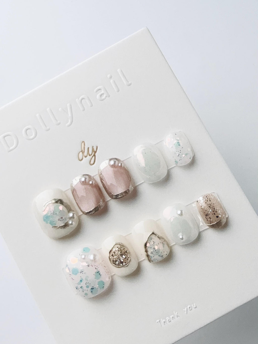 Luxe Veil in Pearl Dust | Press on nails