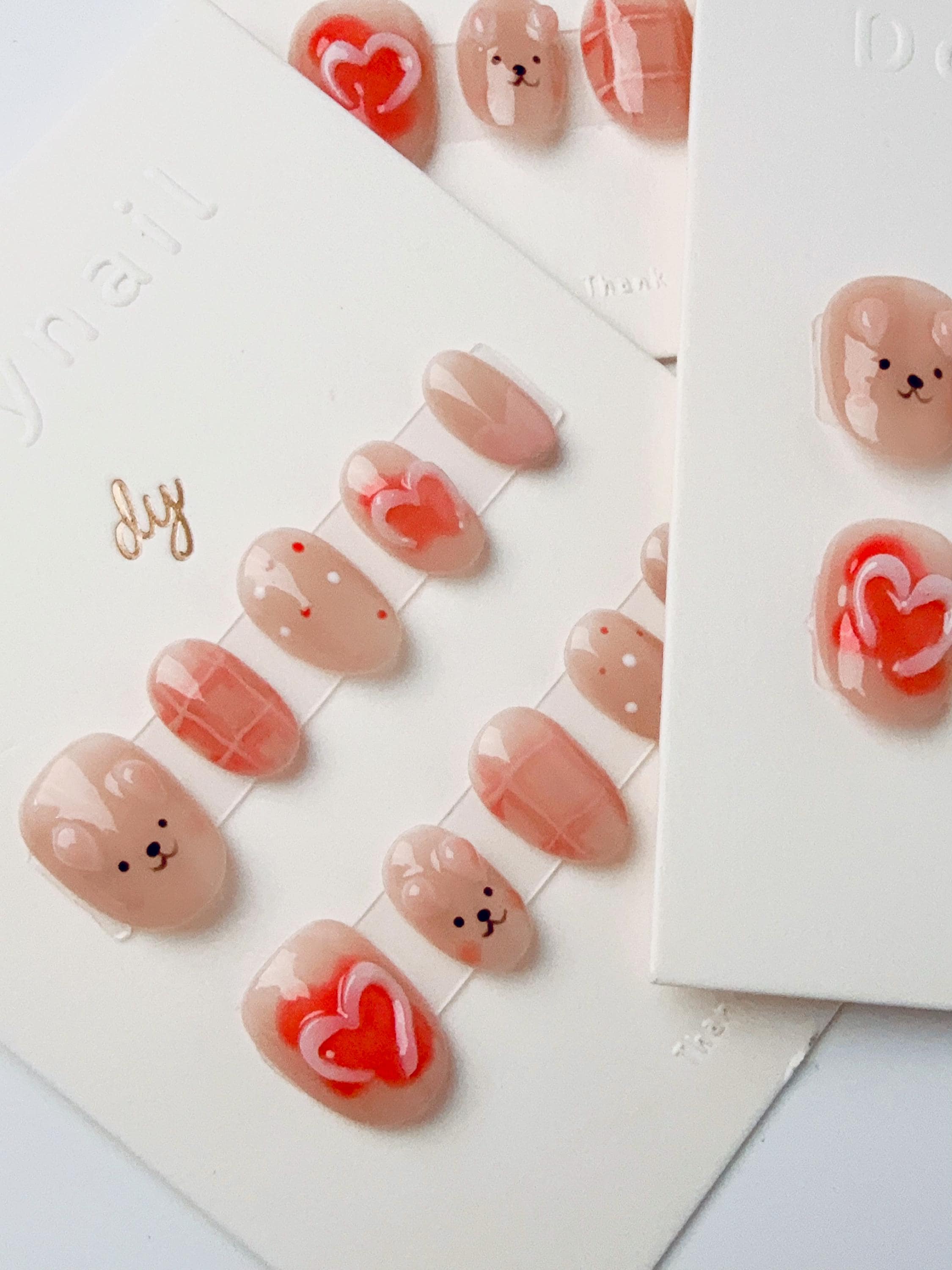 Brown heart Bear | Press on nails