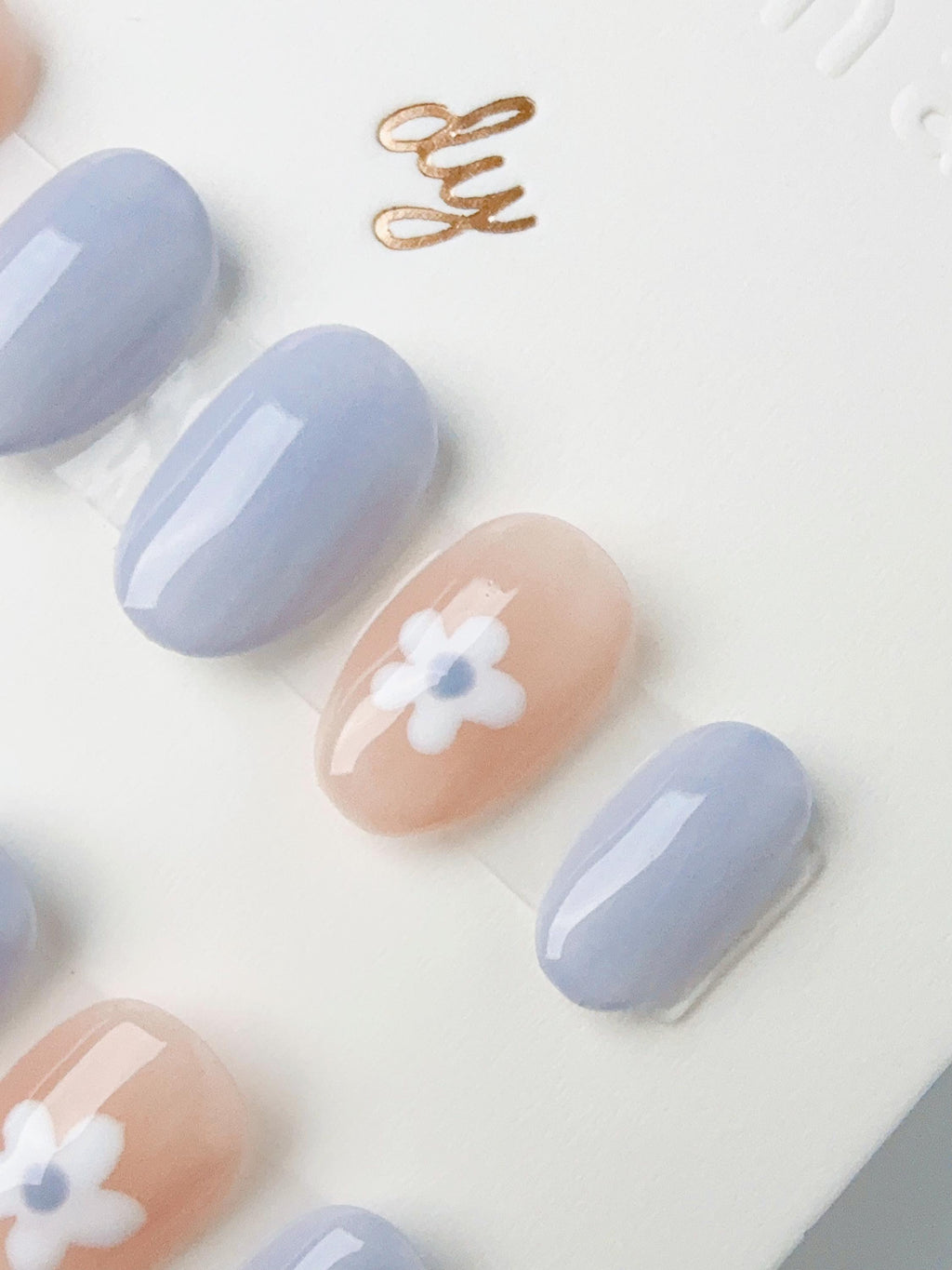 Gray-blue rabbit bear | Press on nails