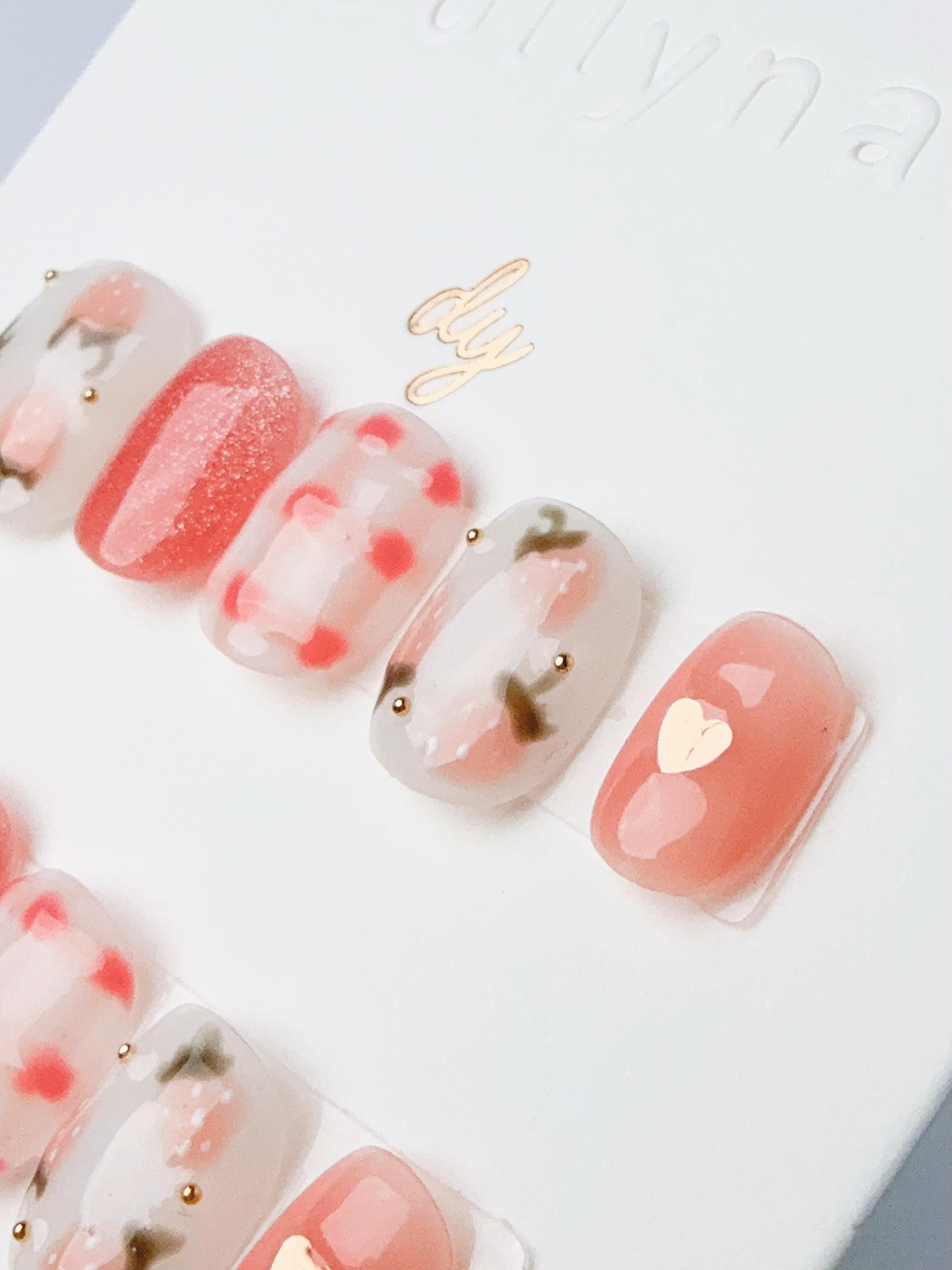 Strawberry Cat's Eye | Press on nails