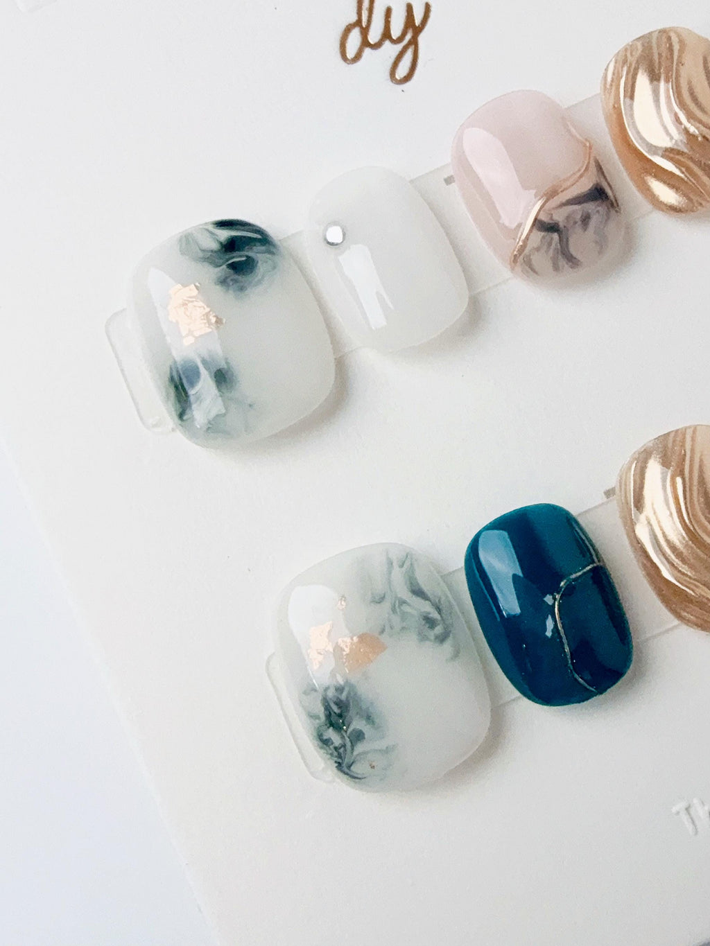 Mixed blue metallic | Press on nails