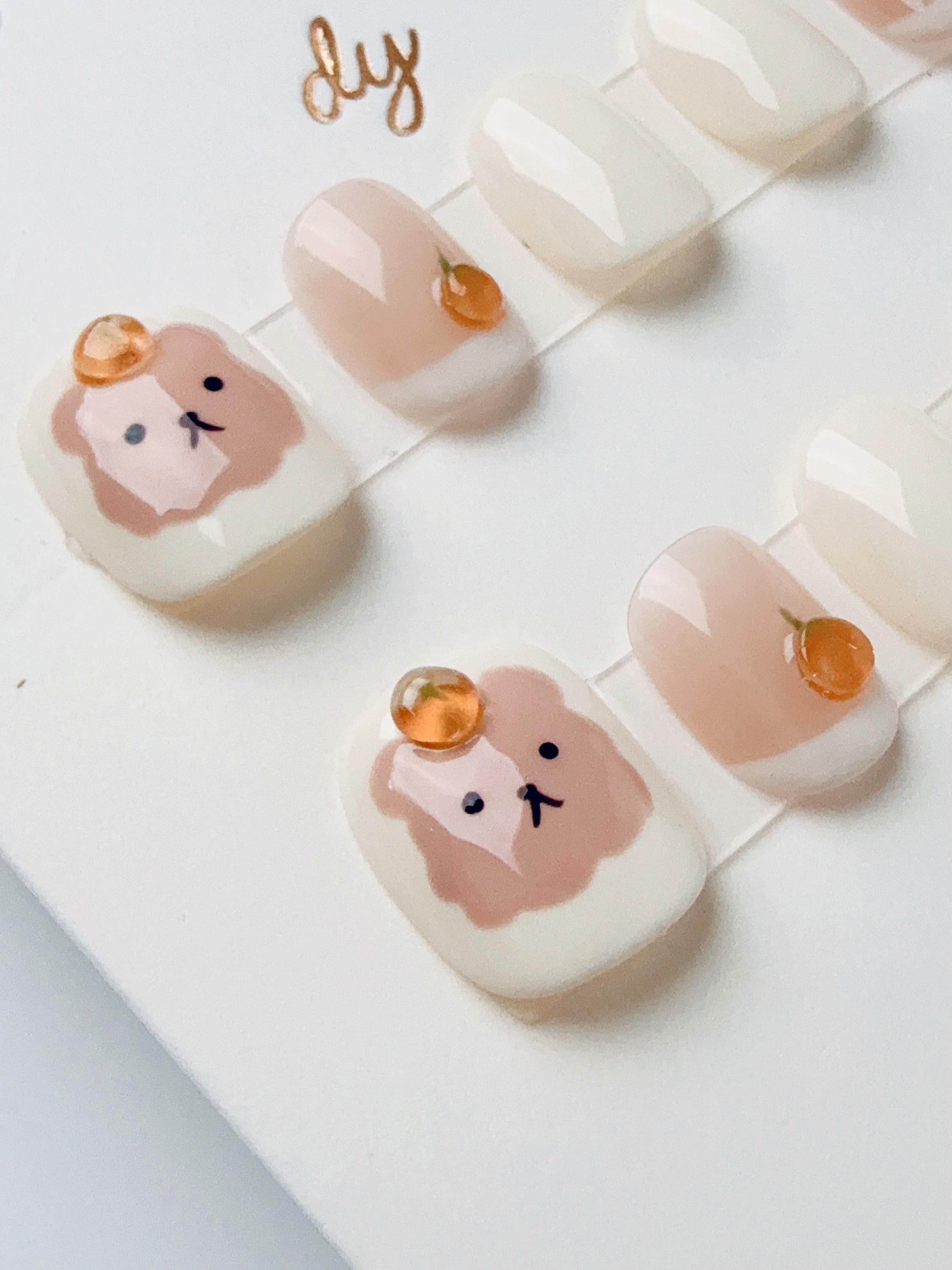 Orange Cream Bear | Press on nails