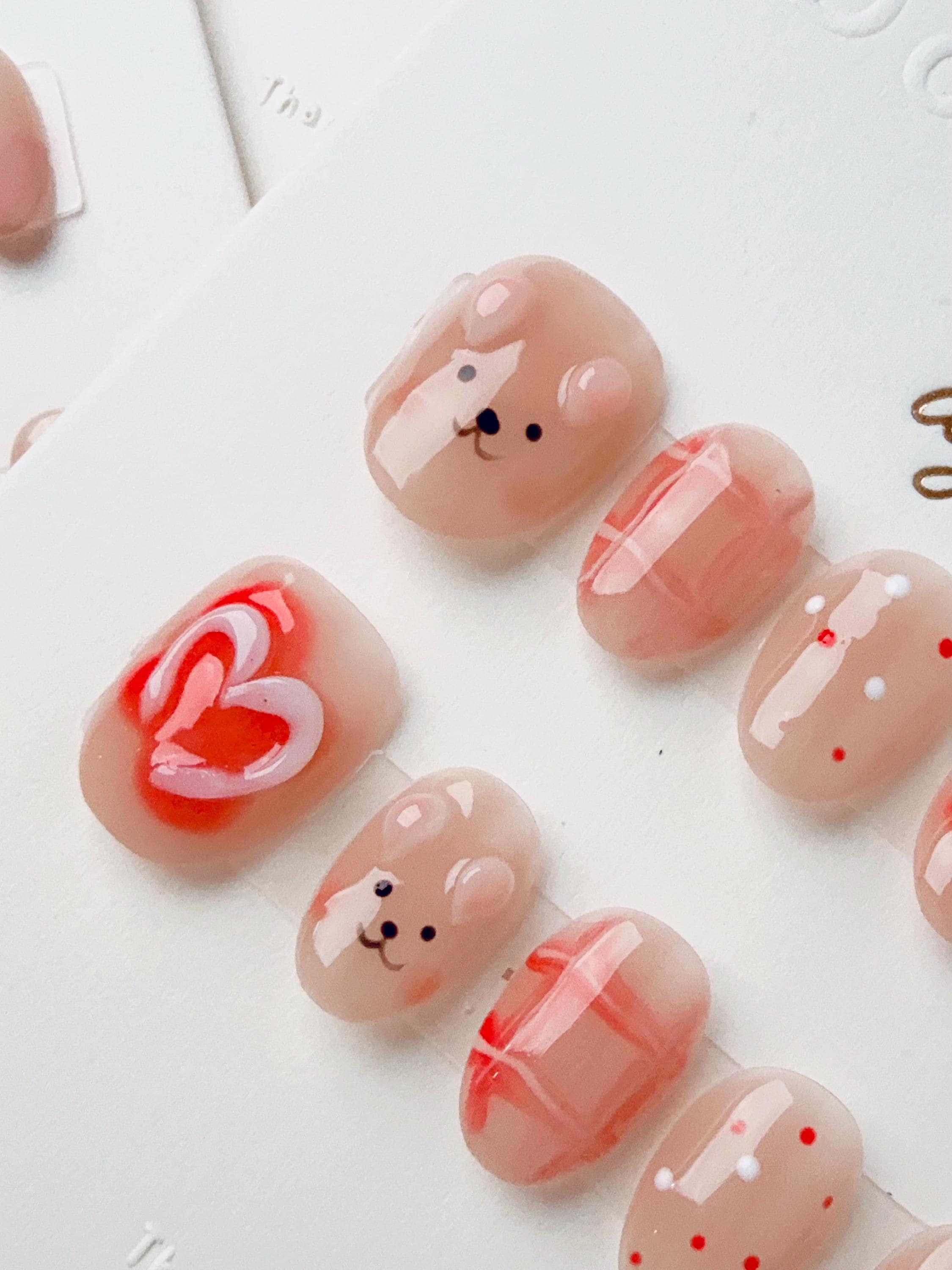 Brown heart Bear | Press on nails