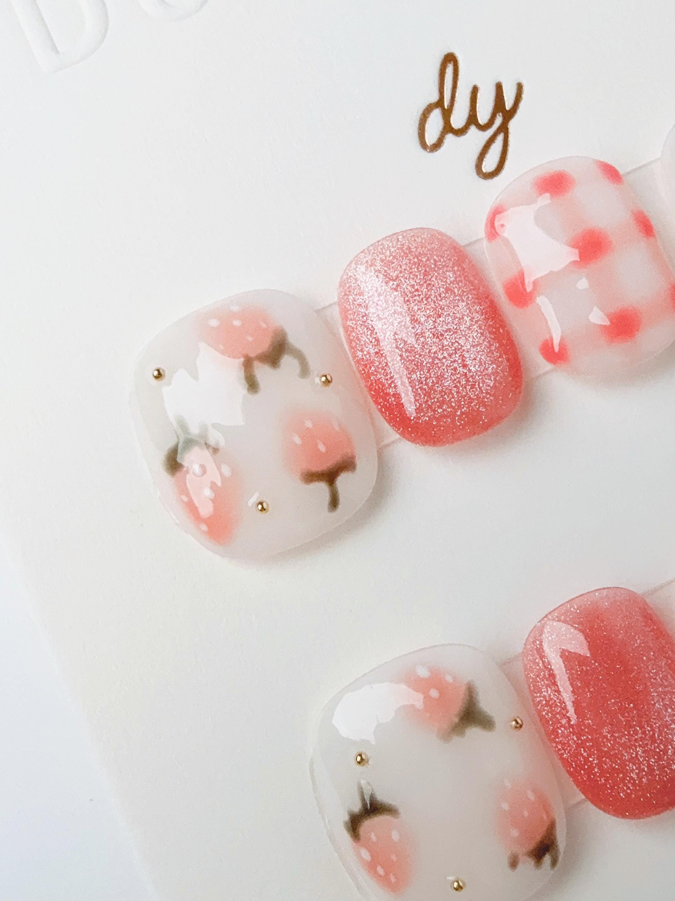 Strawberry Cat's Eye | Press on nails