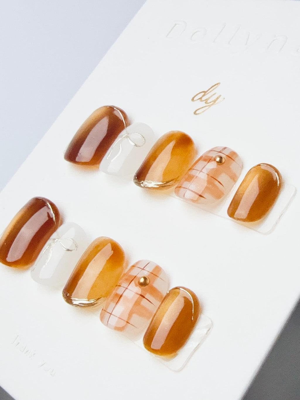 Chestnut Ribbon Check | Press on nails