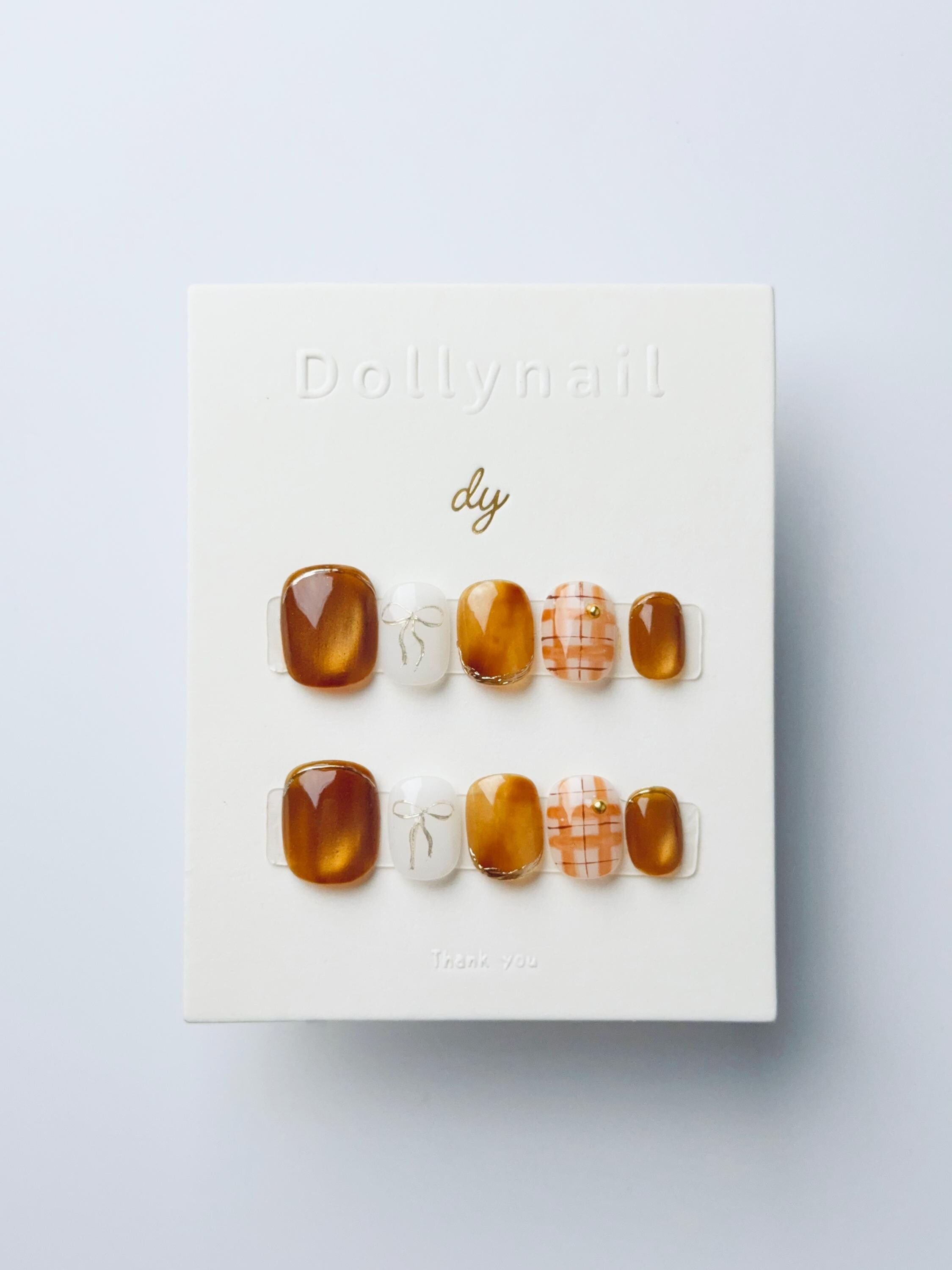 Chestnut Ribbon Check | Press on nails