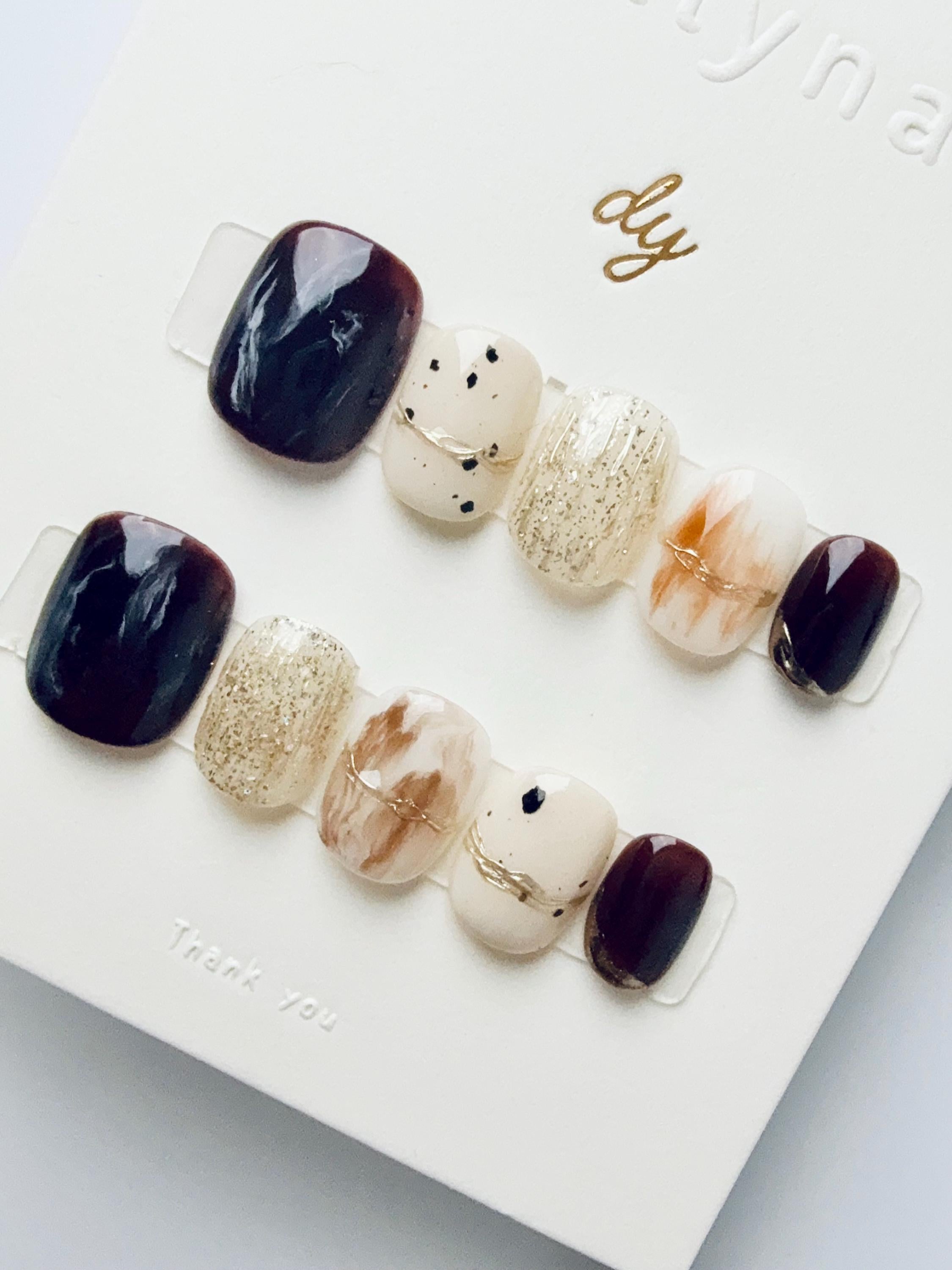 Hazel Gold Melt | Press on nails