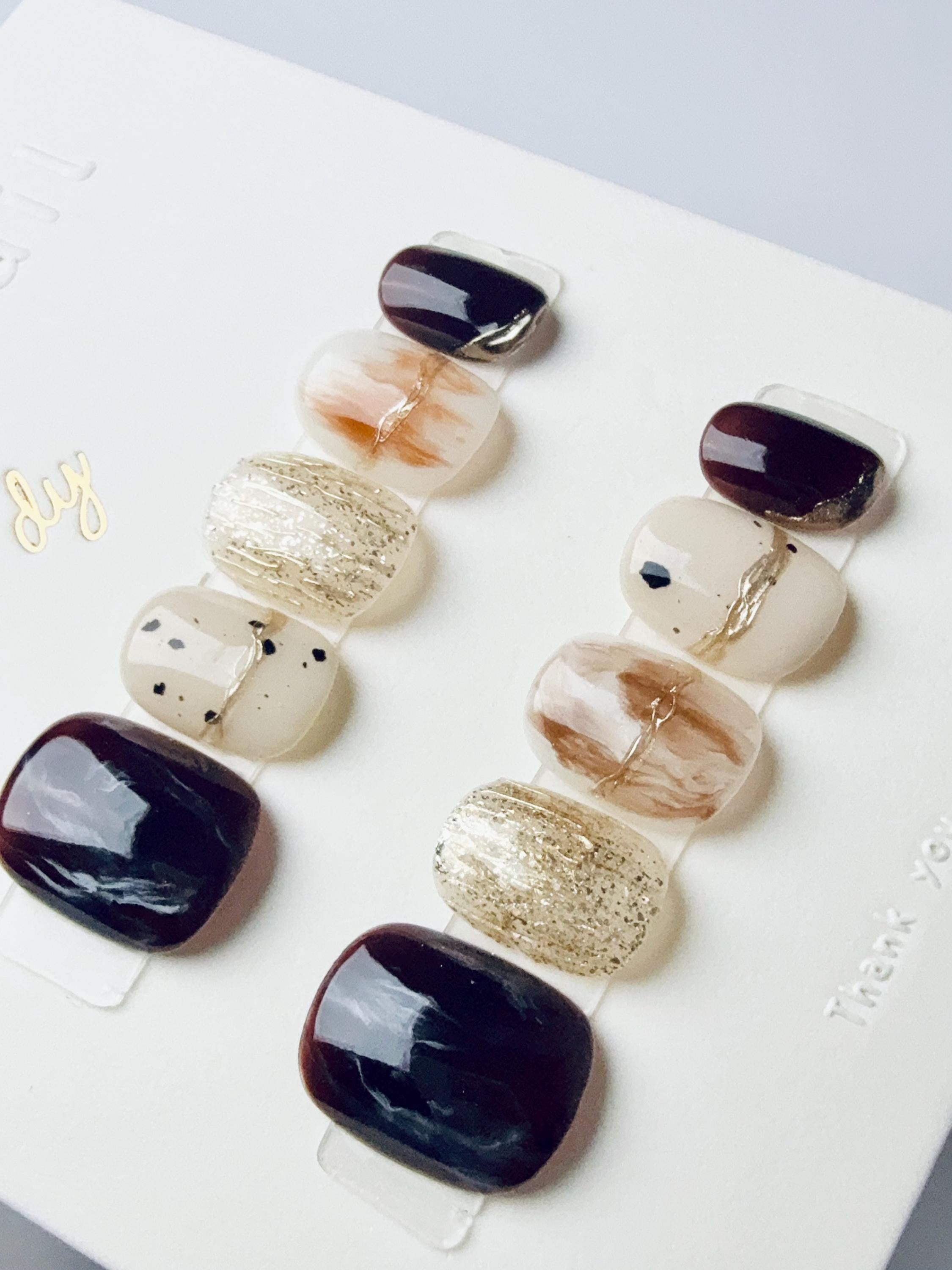 Hazel Gold Melt | Press on nails