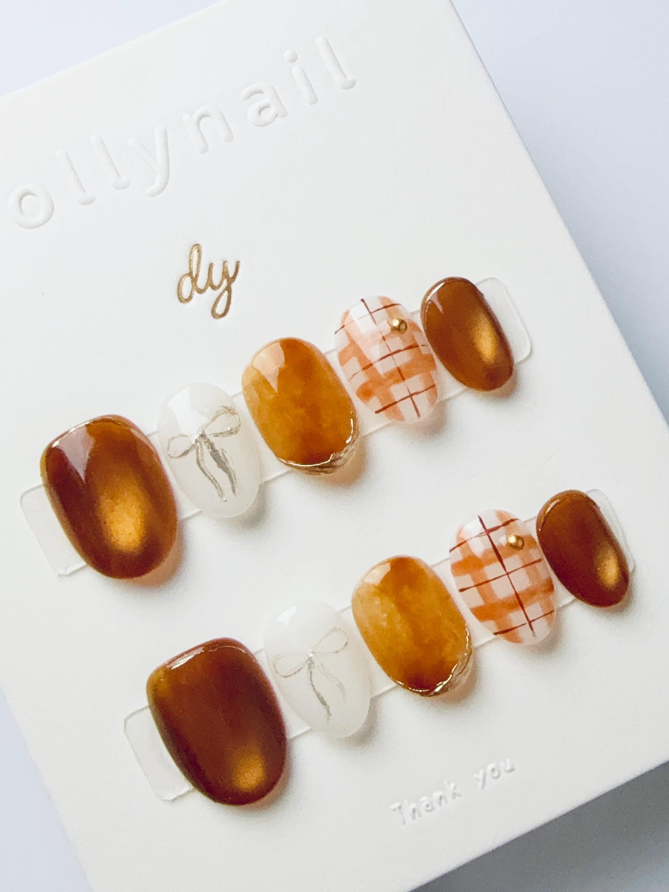 Chestnut Ribbon Check | Press on nails
