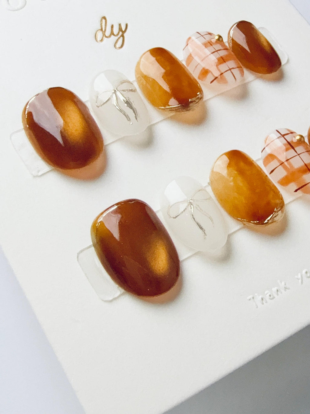 Chestnut Ribbon Check | Press on nails
