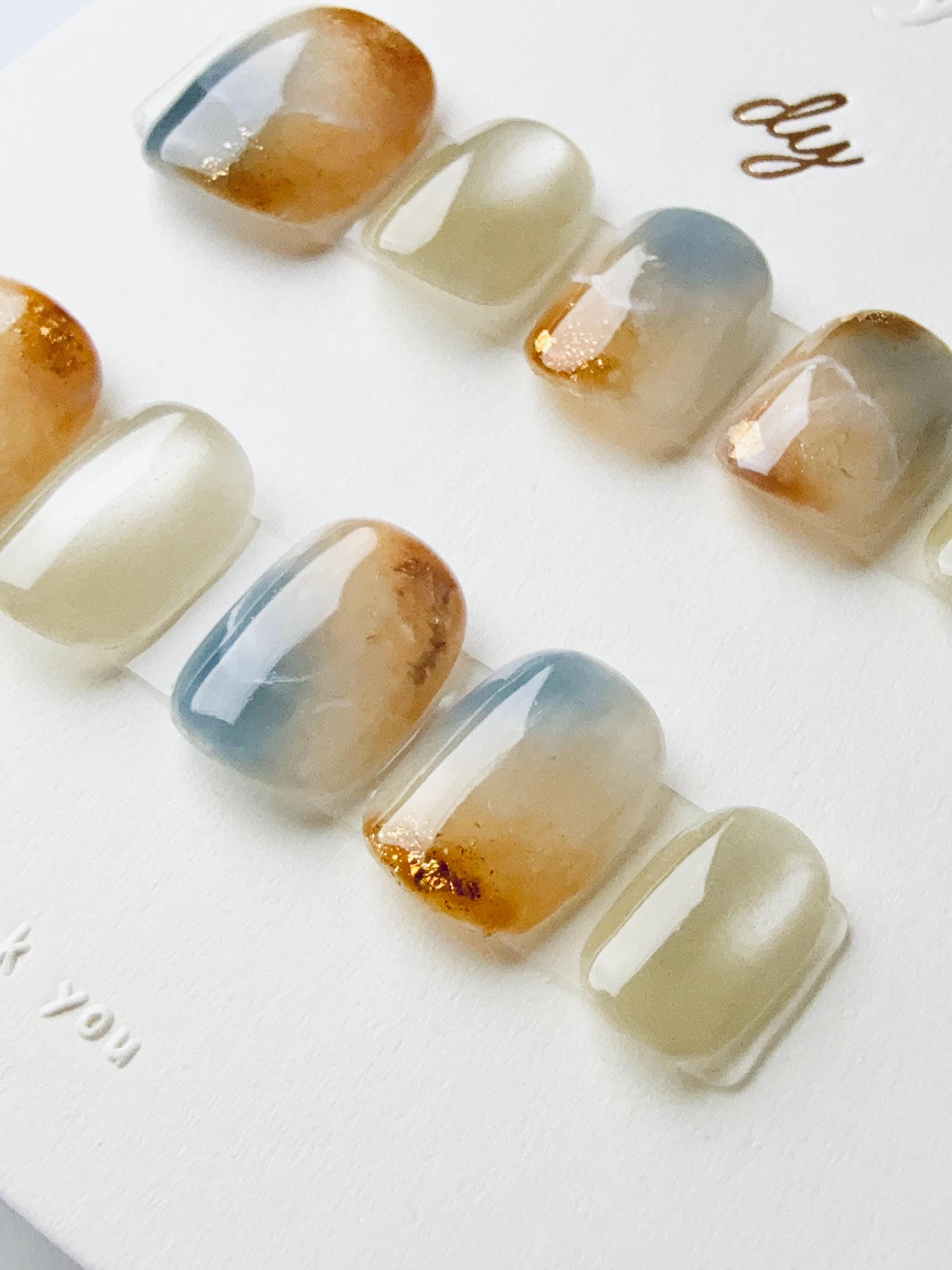 Lime Glass Dew | Press on nails