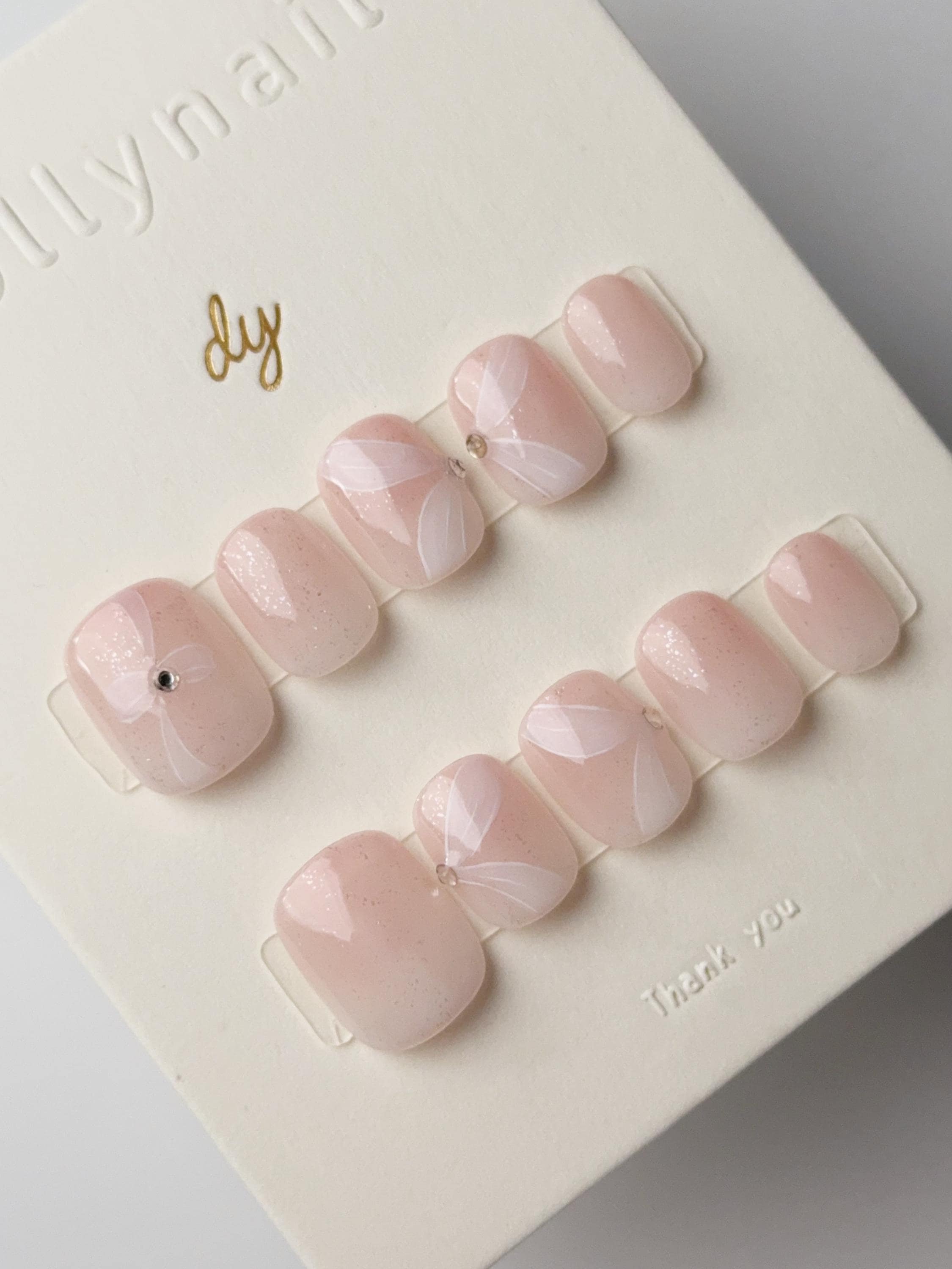 Soft Pink fades white ribbon| Press on nails