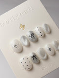 Heart-shaped polka dots| Press on nails